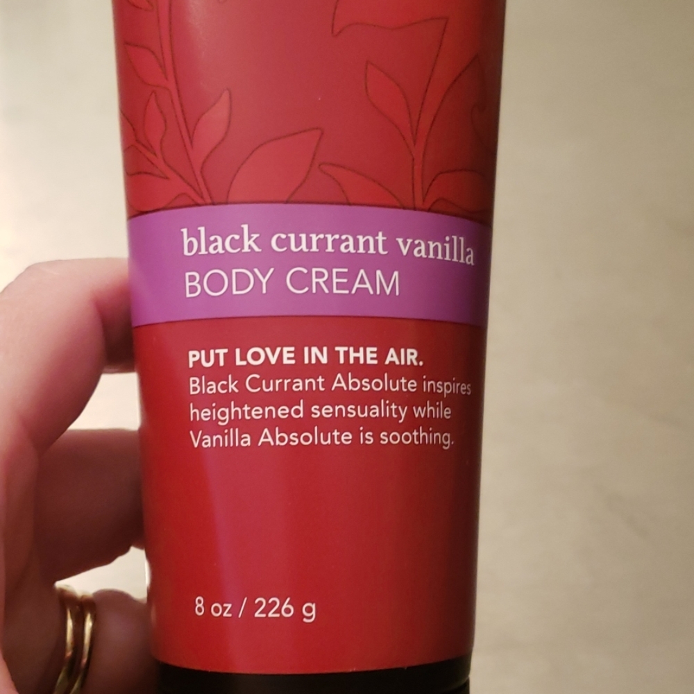 NIP-Bath & Body aromatherapy Sensual body cream - Picture 3 of 4
